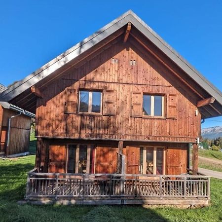 Chalet Moeki Acces Piscine Sauna Les Deserts  Luaran gambar